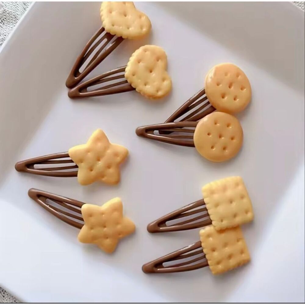 Zara Kids Novelty Cookie Hair Clips Set Biscuit Cracker Snap Barrettes 8 pcs Set